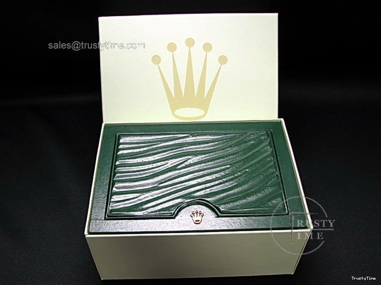 0731 Effortless ROLBOX002 – Rolex 2006 Edition Box and Papers 845